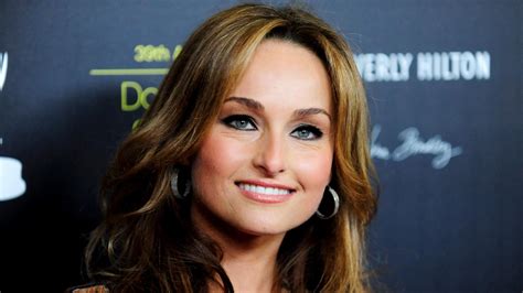 giada topless|Giada De Laurentiis, 48, flaunts beach bod in daring swimsuit